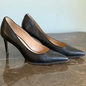 Coach Waverly Black Pump with Beadchain (size 6.5)
